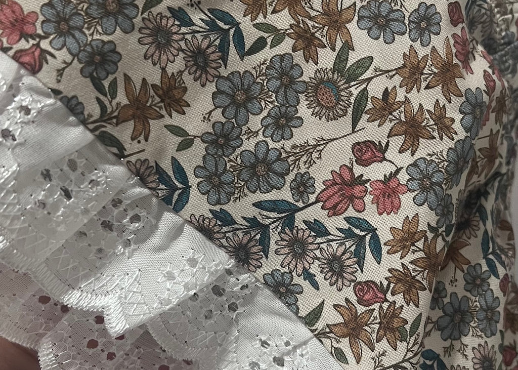 Short puntilla flores
