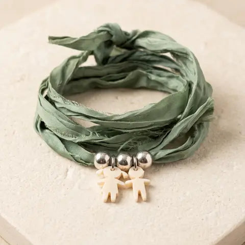 Pulsera seda Family