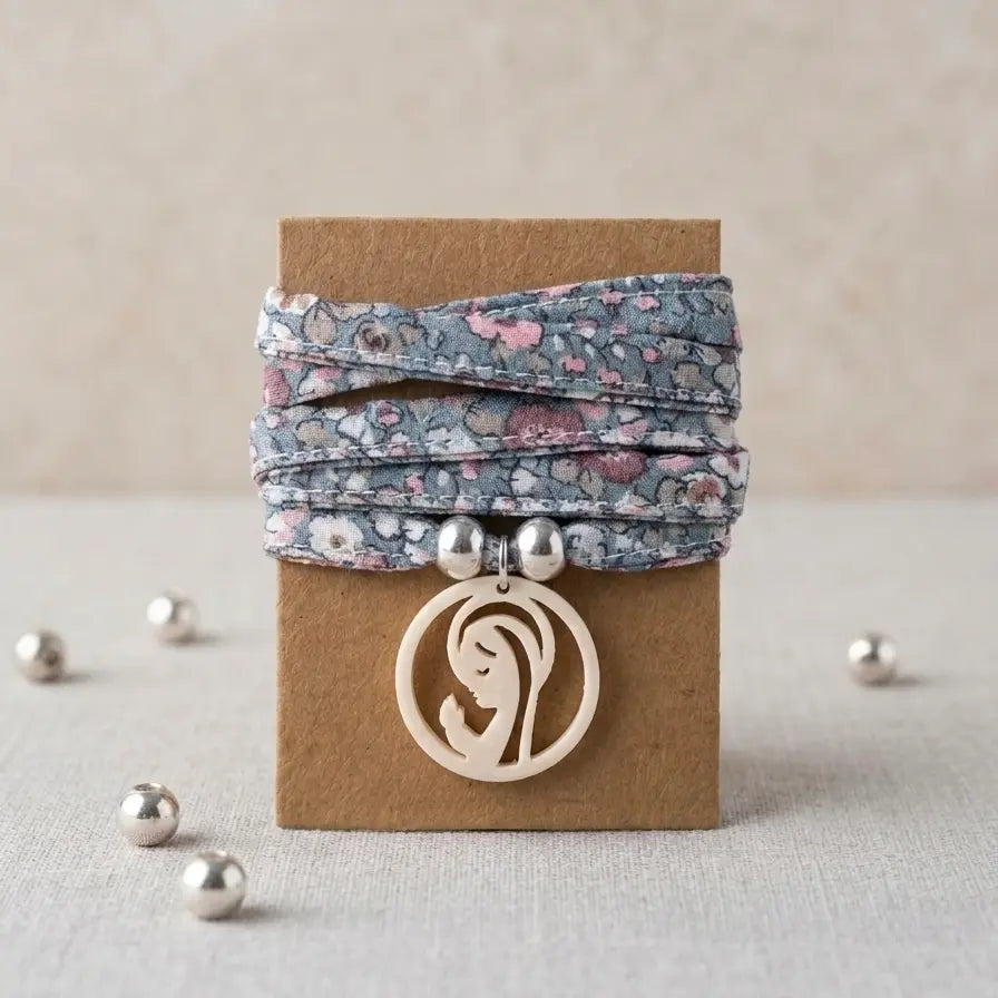 Collar / Pulsera Virgencita